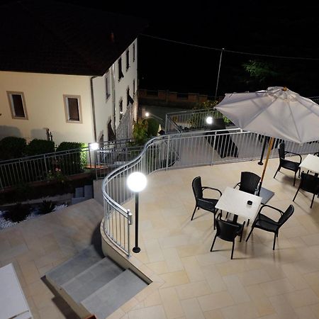 Albergo Elisa Comano  Экстерьер фото
