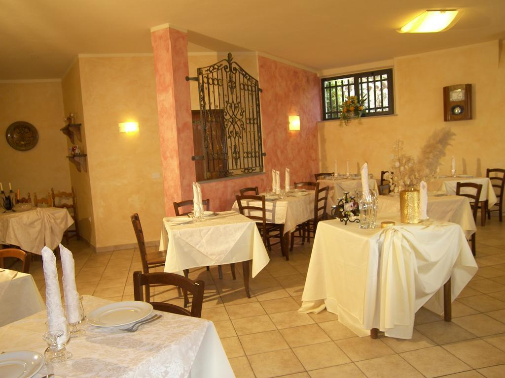 Albergo Elisa Comano  Экстерьер фото