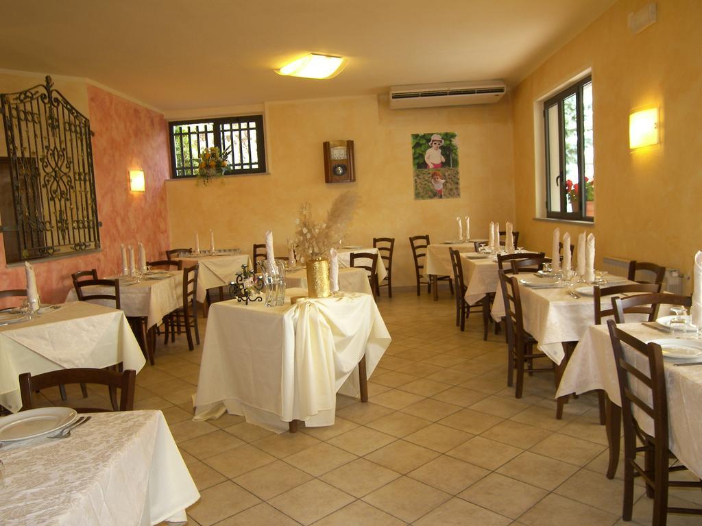 Albergo Elisa Comano  Экстерьер фото